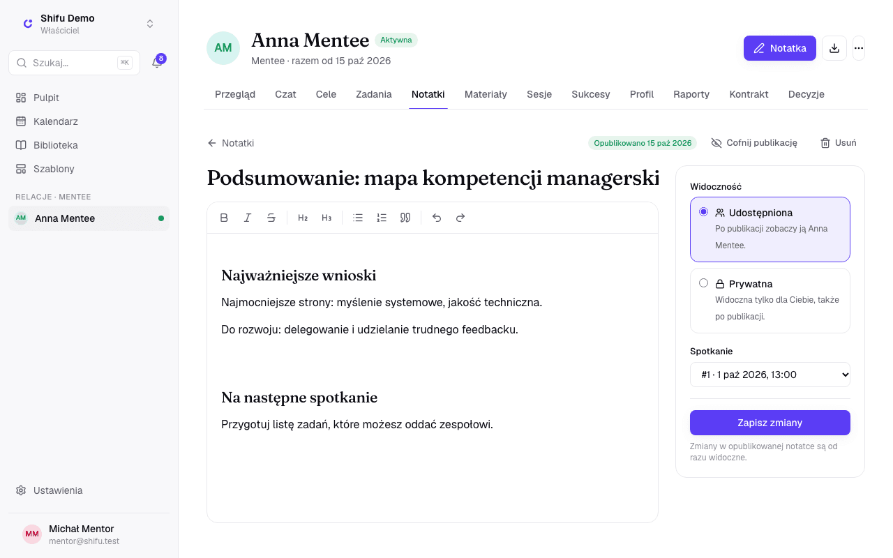 Edytor notatki z panelem widoczności, w którym wybierasz, czy notatka jest udostępniona, czy prywatna.
